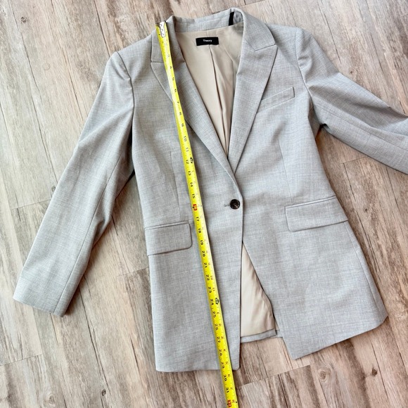 Theory Women Light Gray Wool Blend Classic Suit Blazer Sz 6 Lightweight Business - Picture 8 of 13